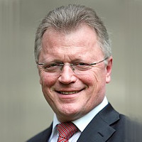 Prof. Dr. Eberhard Sandschneider