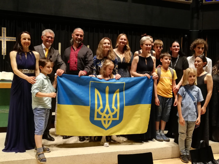 diplomaric_choir.jpg