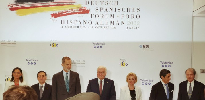 Im Zentrum: König Felipe VI., Bundespräsident Steinmeier, Liz Mohn, Co-Präsidentin des Deutsch-Spanischen Forums