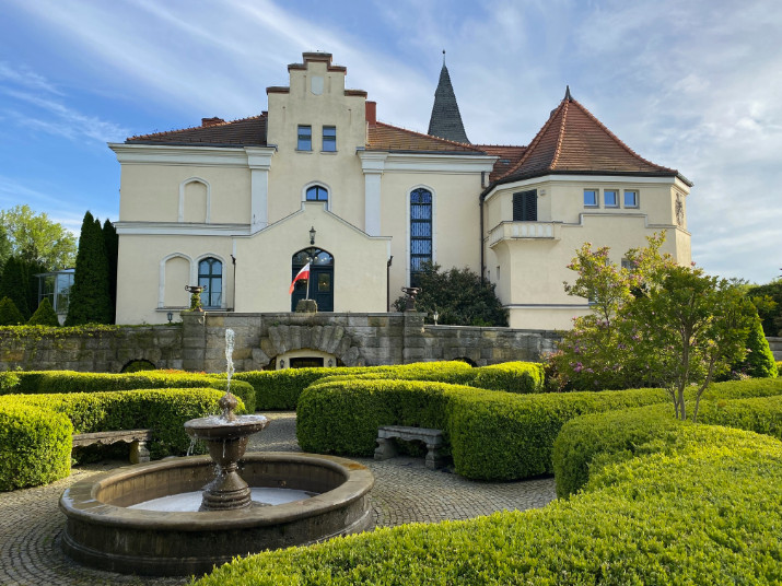 Schloss Brzeźno