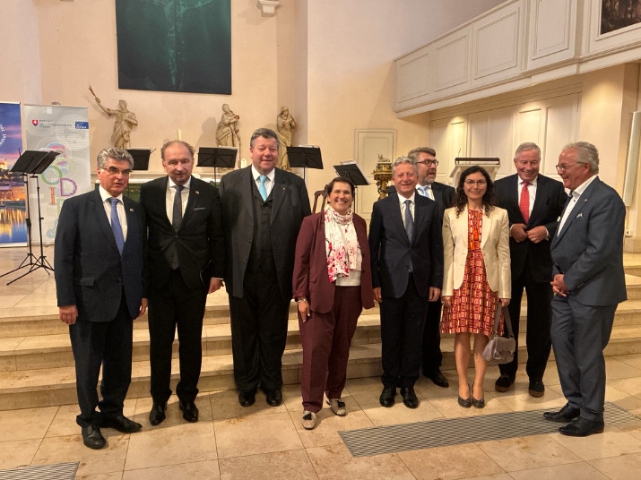 honorarkonsulat_der_slowakischen_republik_in_hannover_spater_hildesheim_dirk_bettels_25_jahre_jubilaum_festakt_am_1__sept.jpeg